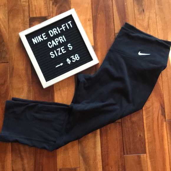 Black Nike Dri-Fit Running Capri - Picture 1 of 3